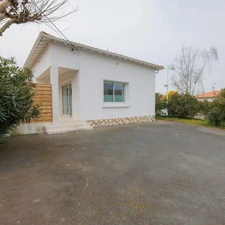 Holiday home Escale Iodee - 5min De La *